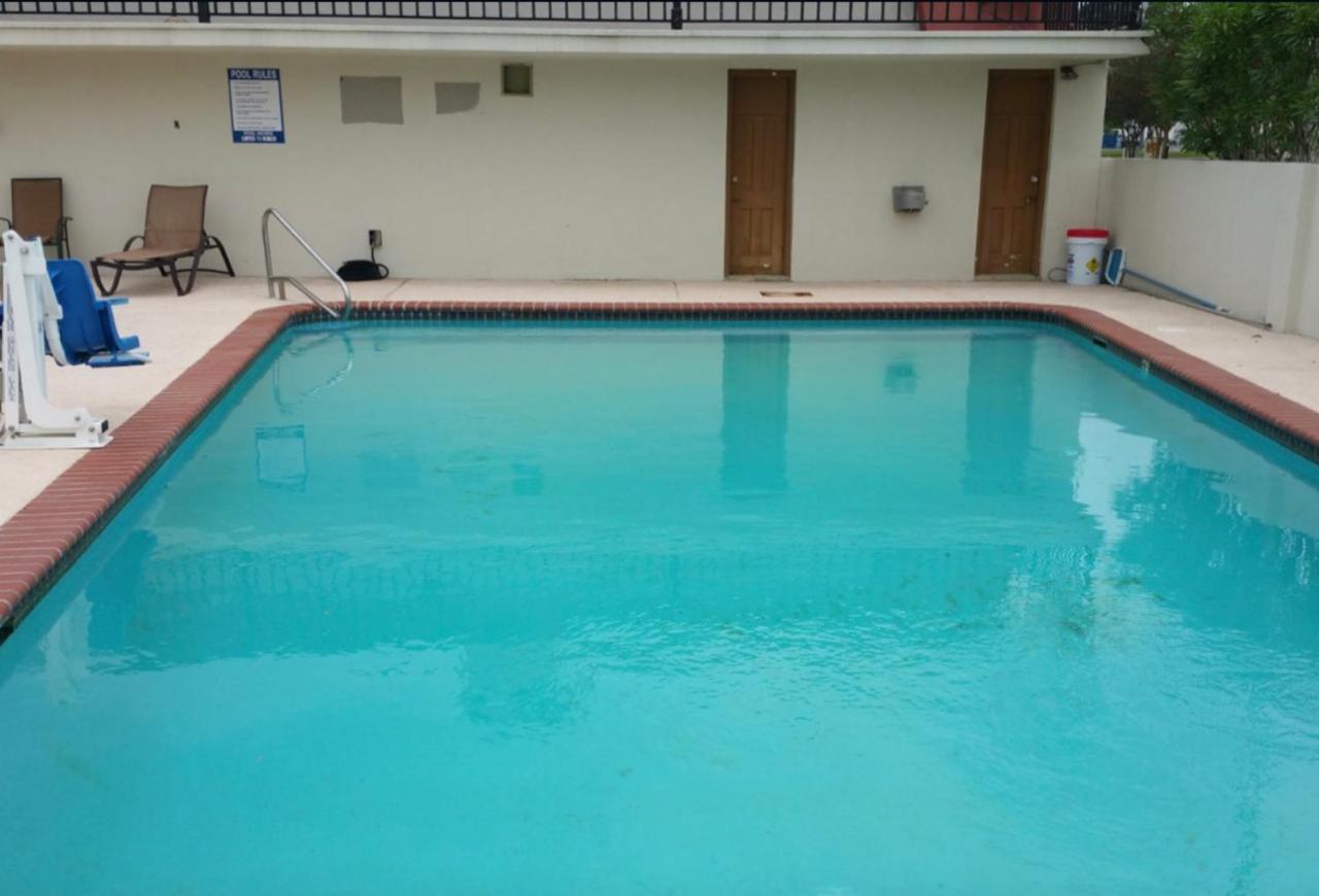 Oyo Hotel Lafayette La I-10 & University Экстерьер фото