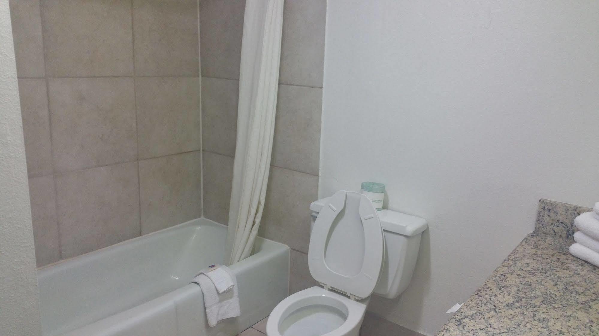 Oyo Hotel Lafayette La I-10 & University Экстерьер фото