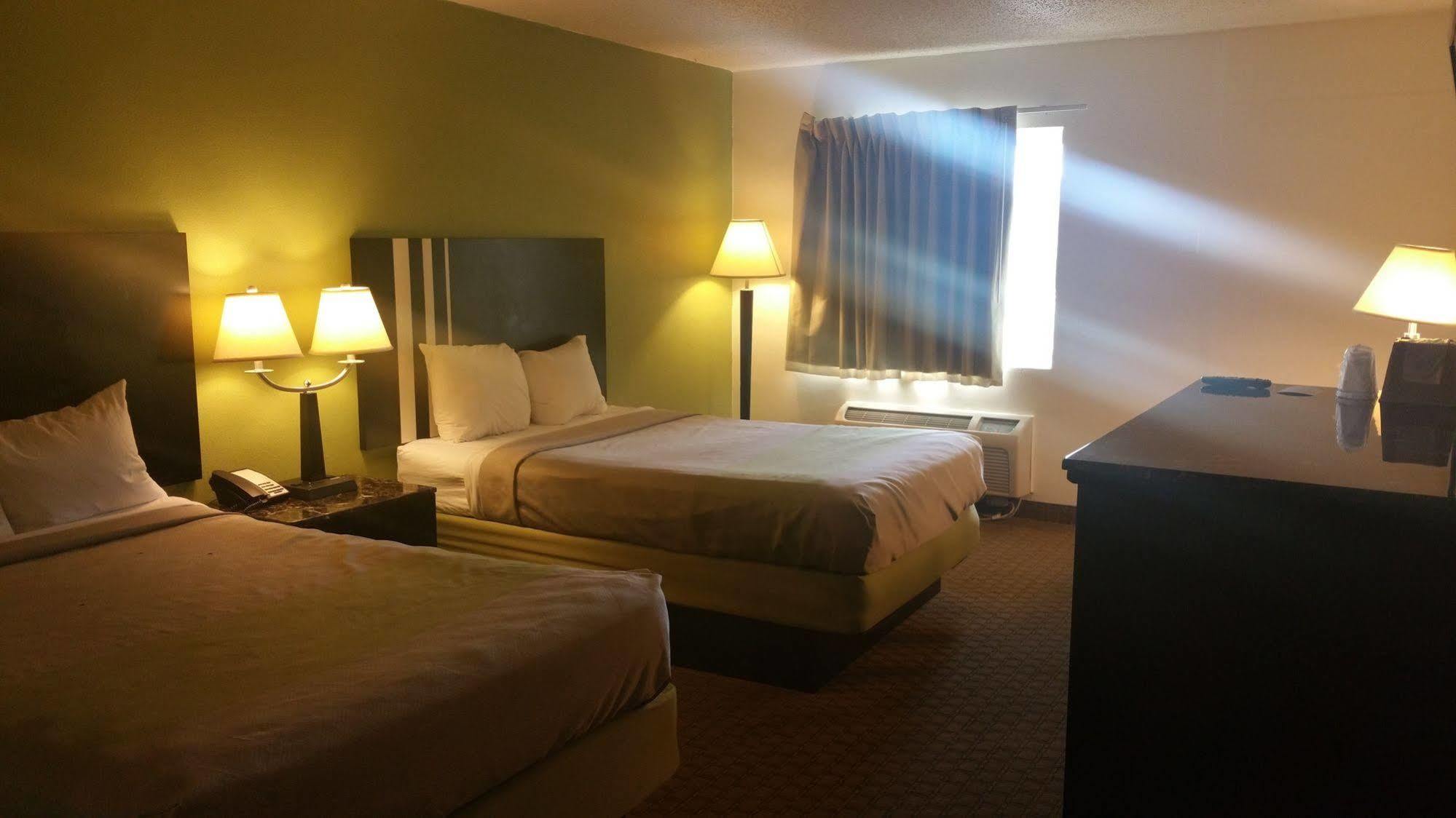 Oyo Hotel Lafayette La I-10 & University Экстерьер фото