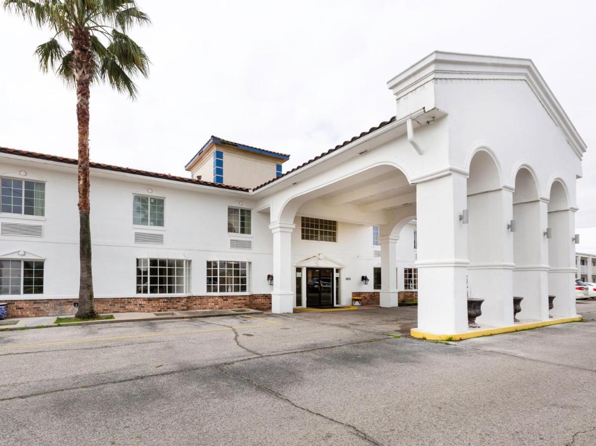 Oyo Hotel Lafayette La I-10 & University Экстерьер фото