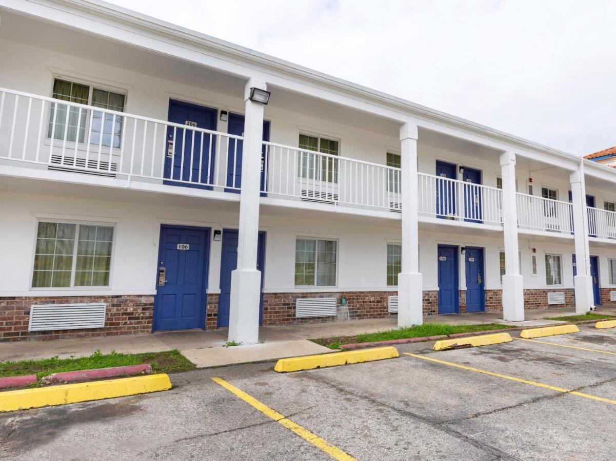 Oyo Hotel Lafayette La I-10 & University Экстерьер фото