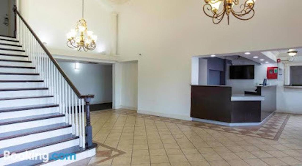 Oyo Hotel Lafayette La I-10 & University Экстерьер фото